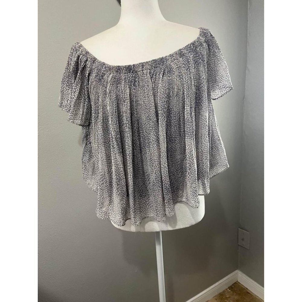 Storee gray specs cropped blouse size medium